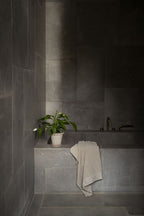 Fleur Raw Grey Terracotta Pot