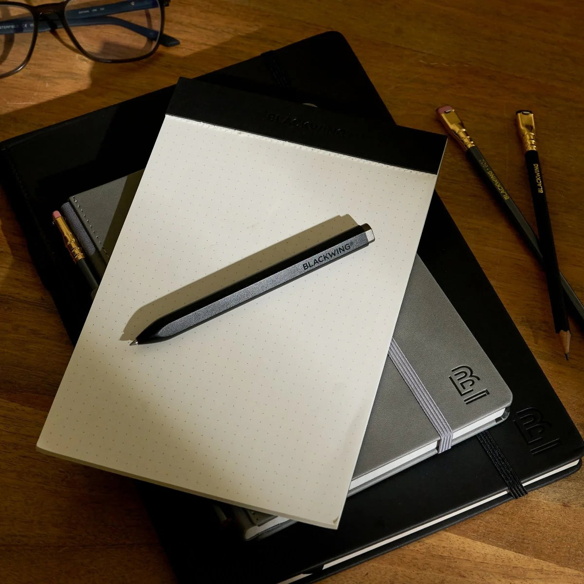 Blackwing Pen