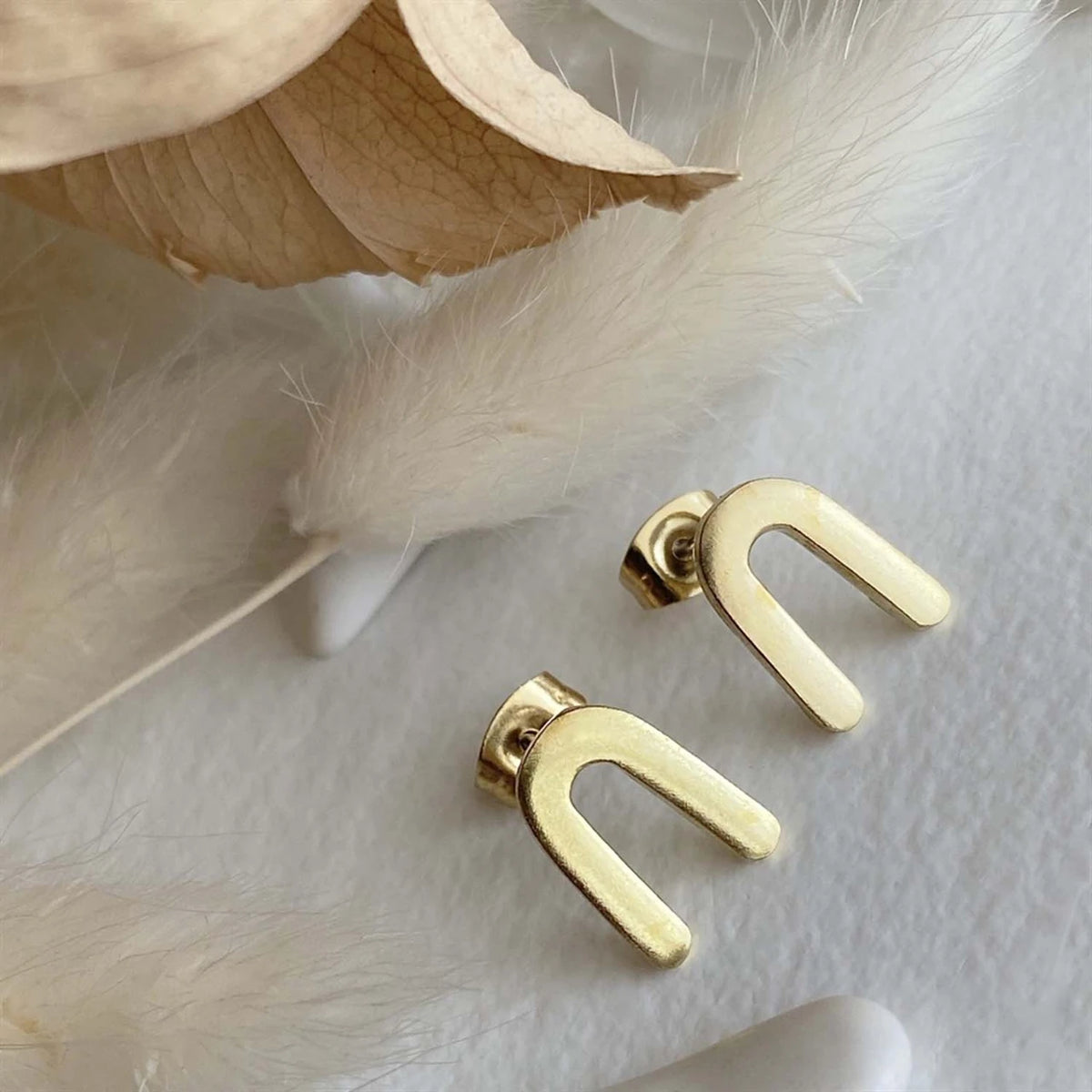 "Eero" Raw Brass Arch Stud Earrings