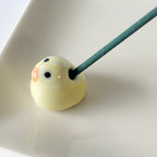 Chick Holder with Ivory Plate