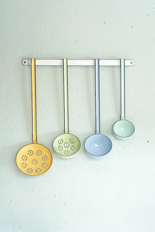 Turner/Baking Scoop - Golden Yellow - 12cm