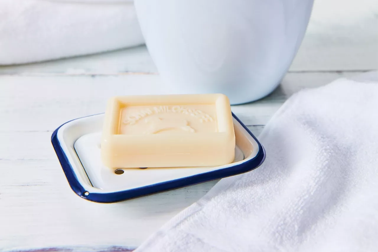Enamel Soap Dish