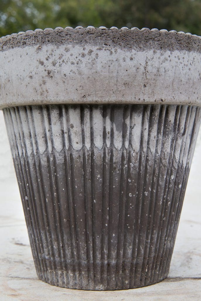 Simona Raw Grey Terracotta Pot