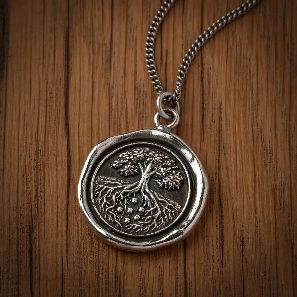 Pyrrha Family Roots Talisman